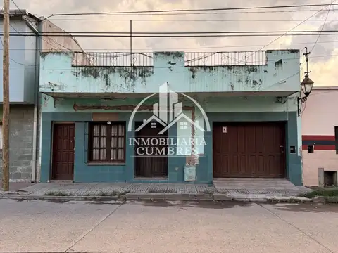 Casa en venta en Av. Yrigoyen