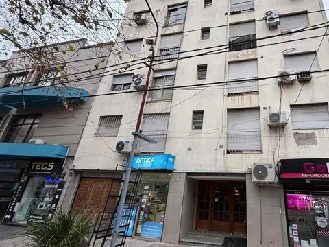 departamento uso prof alquiler Ramos Mejia 2 ambientes