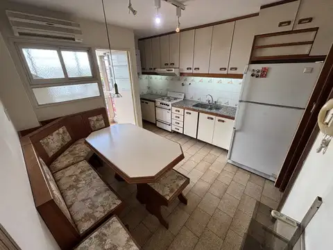 Departamento 5 ambientes con 2 baños