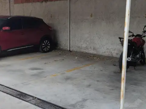 Departamento en Alquiler con 1 cocheras