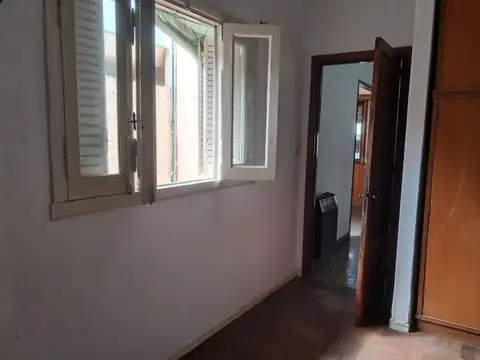 Depto Tipo Casa en Venta en Bernal Oeste, USD 40.900