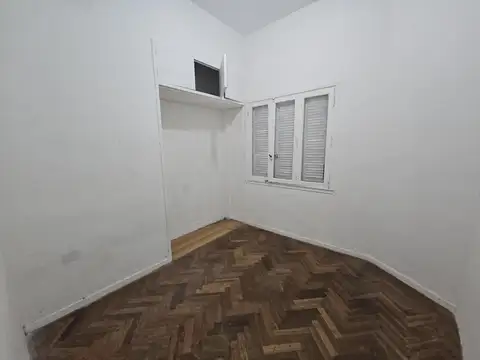 Departamento en Alquiler en Balvanera, $ 1.400.000