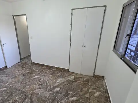 Departamento en Alquiler en Parque Patricios, $ 850.000