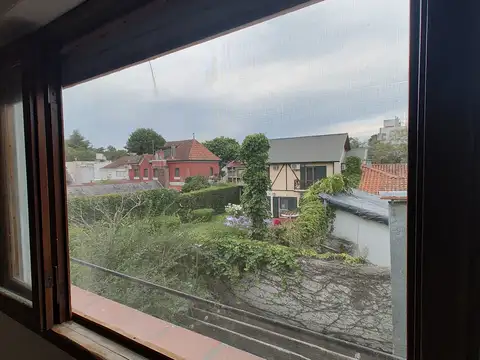 Córdoba 100, Piso 1