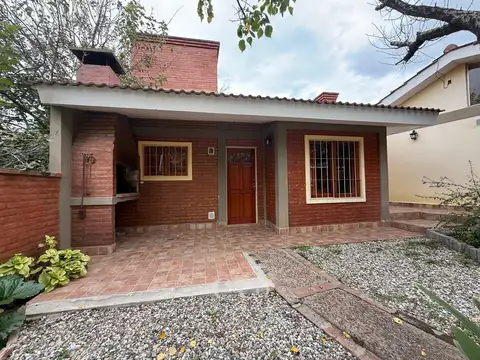 Hotel en Venta en Sol Y Rio, USD 350.000