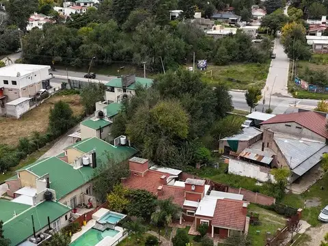 Venta Complejo Turístico De 5 Cabañas Con Gas Natural A Mts Del Rio En Sol Y Rio - Villa Carlos Paz