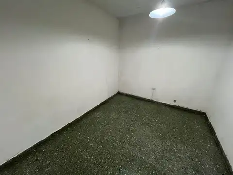 Depto Tipo Casa en Alquiler 50 años