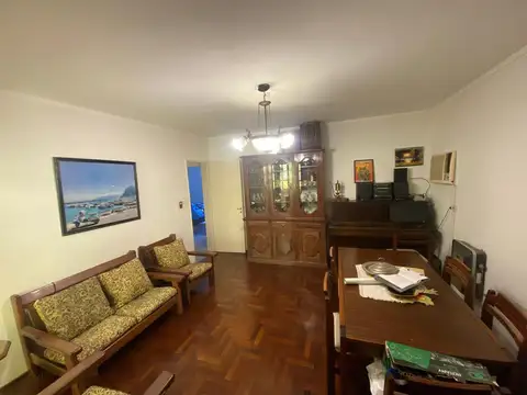 Venta | Departamento | Contrafrente | 2 Dormitorios | Rosario | Barrio Lourdes