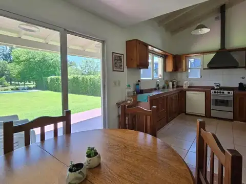 Casa En Venta En Los Sauces, Pilar
