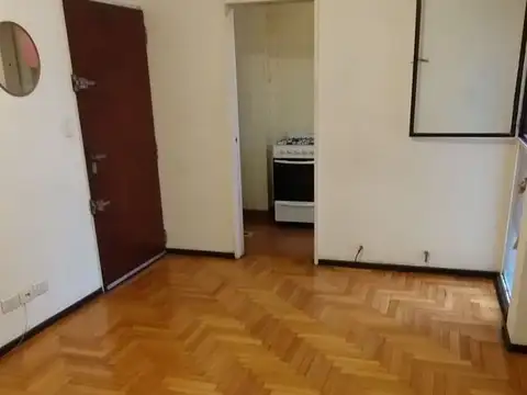 Departamento 2 ambientes  en alquiler Villa Crespo, Capital Federal . Incluye baulera !