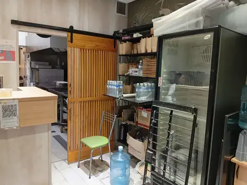 Excelente local gastronomico ubicado en la zona de Caballito.