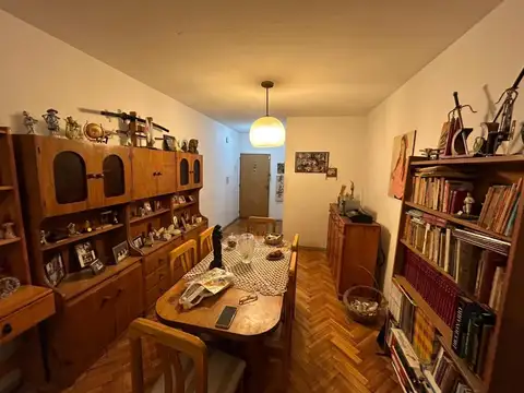 Departamento 3 ambientes con balcón