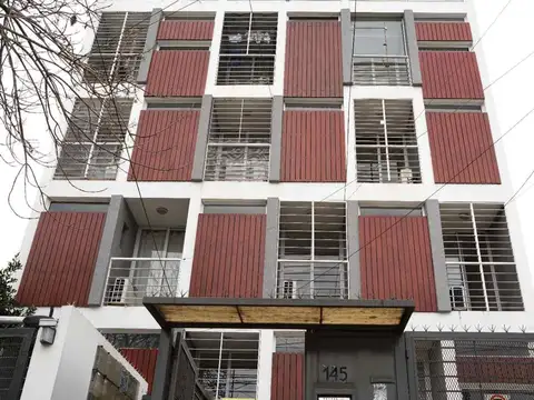 3 AMBIENTES ESCOBAR TERRAZA COCHERA APTO CREDITO