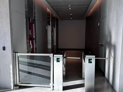 Av. del Libertador 100