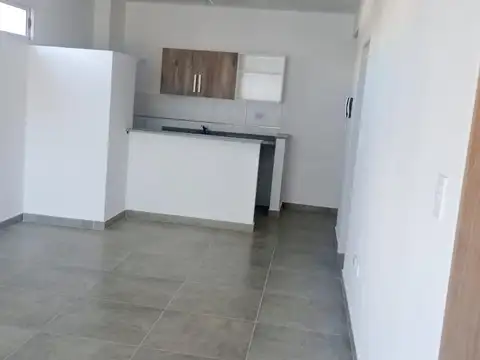 Departamento en Alquiler en Flores, $ 650.000