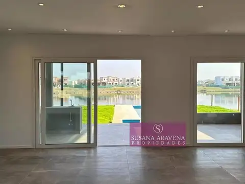 Casa en Venta 1 año