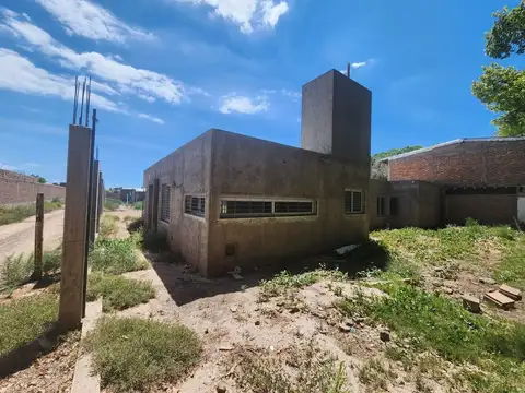 VENTA CASA A TERMINAR. PERDRIEL. LUJAN DE CUYO