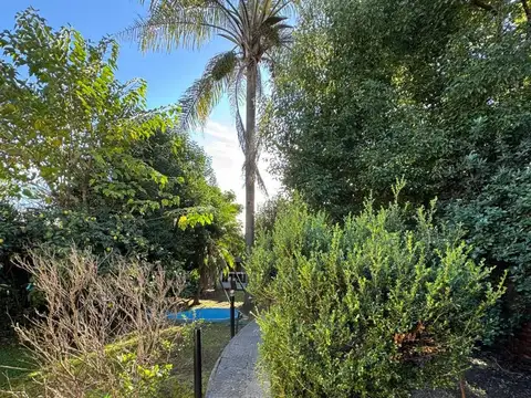 Casa en Venta con 1 cochera