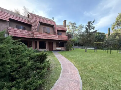 Casa en Venta de 4 dormitorios
