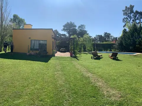 Quinta en Venta con 1 cochera