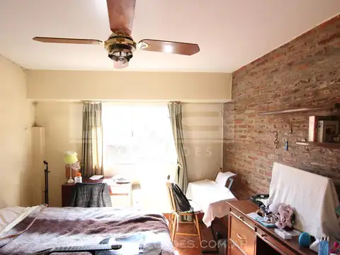 Depto Tipo Casa en Venta 50 años