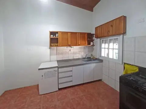 Casa 3 ambientes con 2 baños