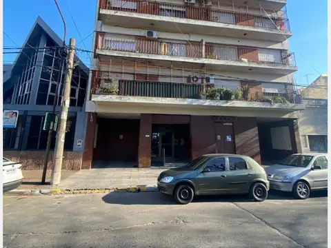DEPARTAMENTO en ALQUILER en Ramos Mejia