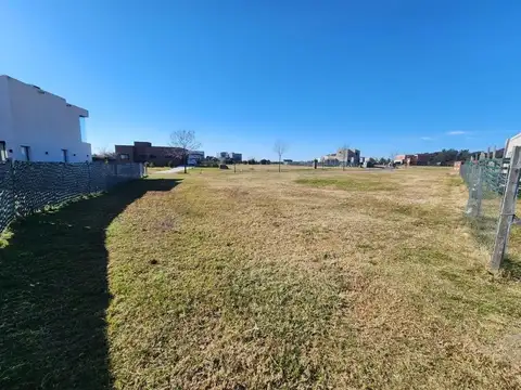 Terreno en Venta en San Sebastián, USD 26.000