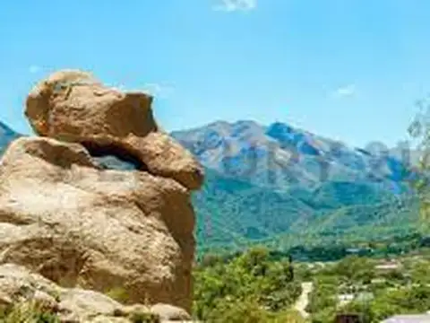 Venta Terreno Estratégico con Vista al Cerro Uritorco – Ideal Desarrollo Turístico