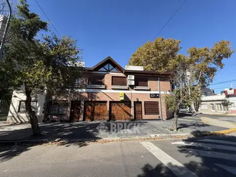 Depto Tipo Casa en Venta con 2 cocheras
