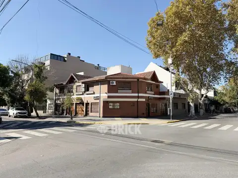Depto Tipo Casa en Venta 40 años