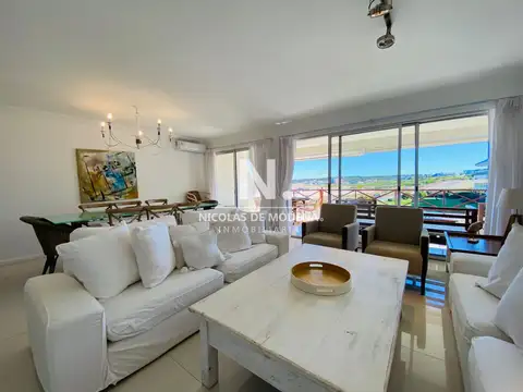 Departamento en Venta en Manantiales, USD 1.050.000