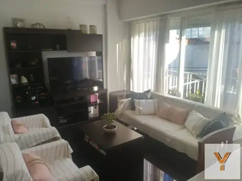 Departamento en venta - 2 Dormitorios 1 Baño - 60Mts2 - Berazategui