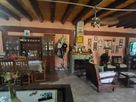 Casa 4 ambientes con 1 baño