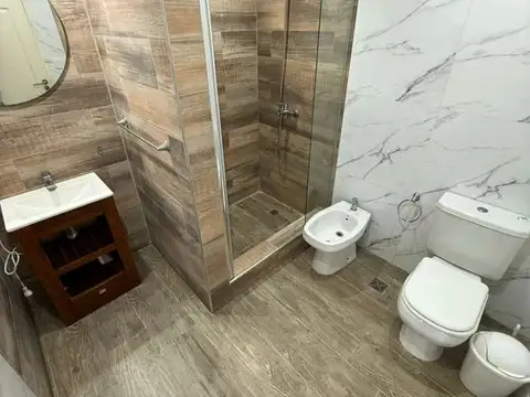 Venta - Casa - Barrio Parque Sakura - Exaltación de la Cruz