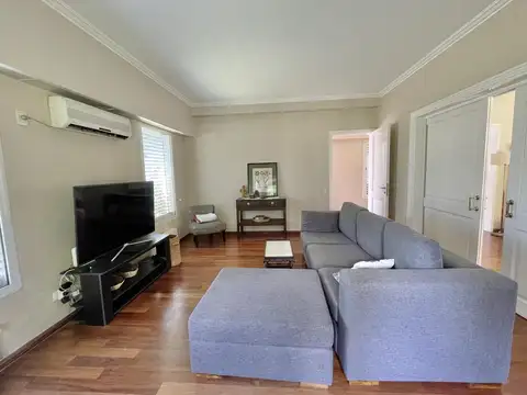 Casa en Venta de 3 dormitorios en Rosario - Country Aldea Tenis- Fisherton