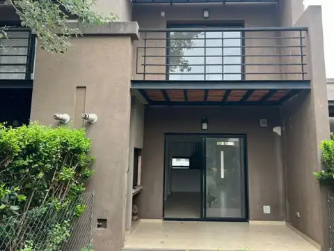 Venta Departamento Duplex 3 amb en Manzanares Chico (Renta abril 27)