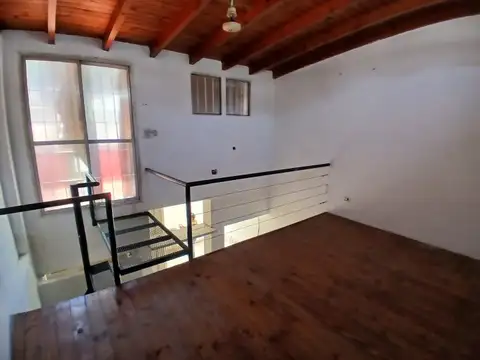 Depto Tipo Casa 3 ambientes con 1 baño
