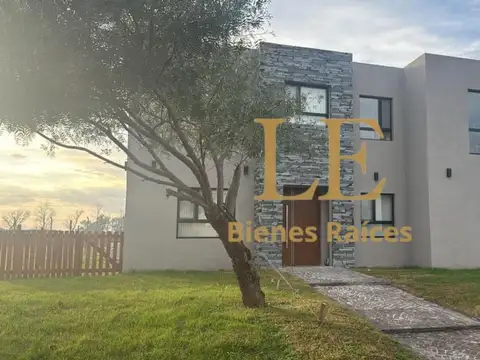 VENTA CASA EN SAN SEBASTIAN