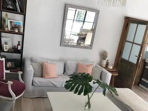 Casa 6 ambientes con 3 baños