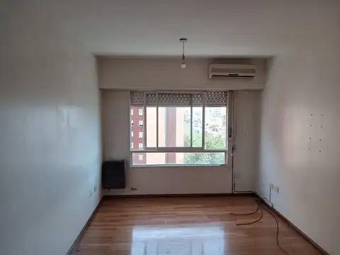 Hermoso 2 amb al frente en complejo cerrado con seguridad 24 hs, SUM, parque