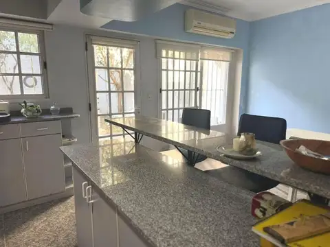 Casa en Venta en Banfield, USD 320.000
