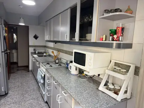 ¡Descubrí todo lo que esta casa tiene para vos! 5 ambientes con patio, pileta y altillo