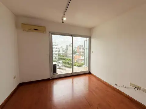 Apto Credito/Venta Departamento Un Dormitorio Categoria Frente Doble Balcón. Echesortu