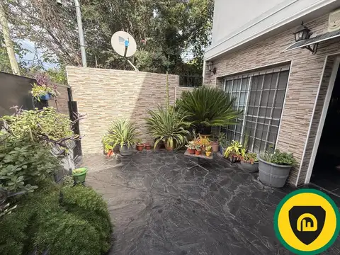 Depto Tipo Casa en Venta de 4 ambientes