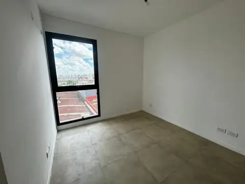 Departamento en Alquiler en Haedo, $ 550.000