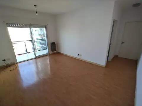 Departamento en Alquiler en Almagro, $ 899.000