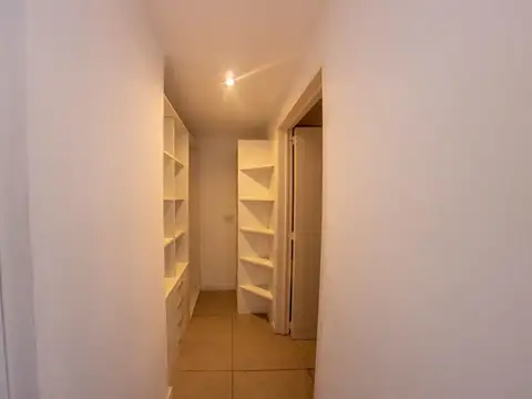 Departamento 5 ambientes con 4 baños