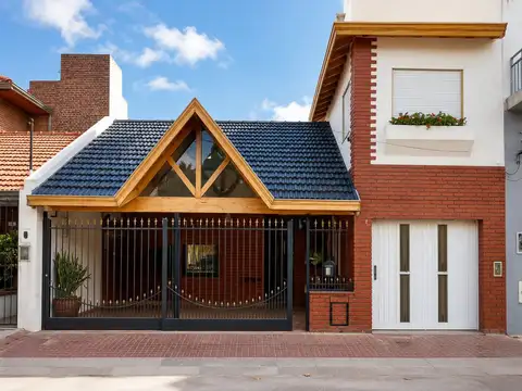 OPORTUNIDAD venta casa 4 ambientes con PATIO Y PARRILLA.