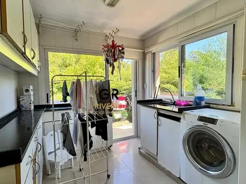 Casa 5 ambientes con 5 baños